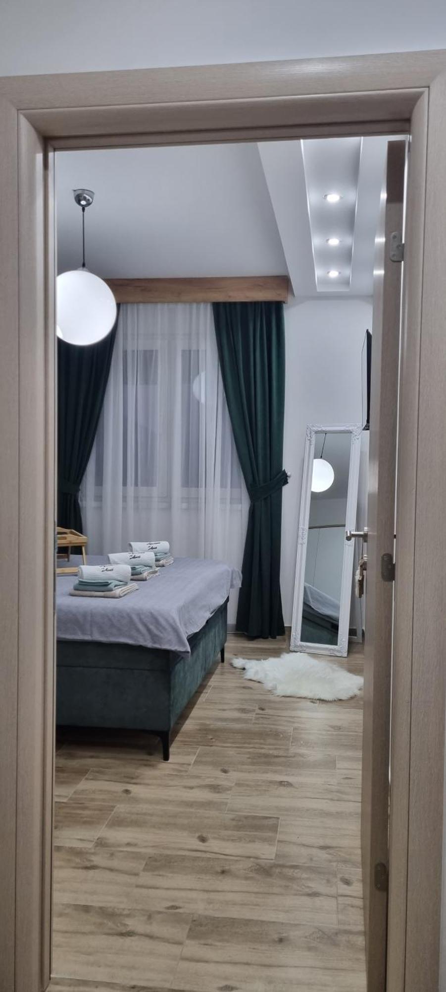 Apartman Ivkovic สเรมสกา มิโตรวิตซา ภายนอก รูปภาพ